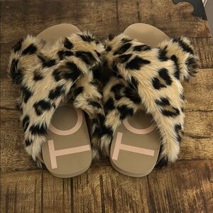 Toms Brown and Black Cozy Slippers